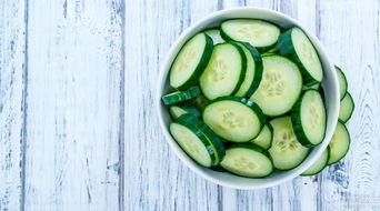 蘸白糖吃瓜,白糖蘸瓜，夏日清凉新体验